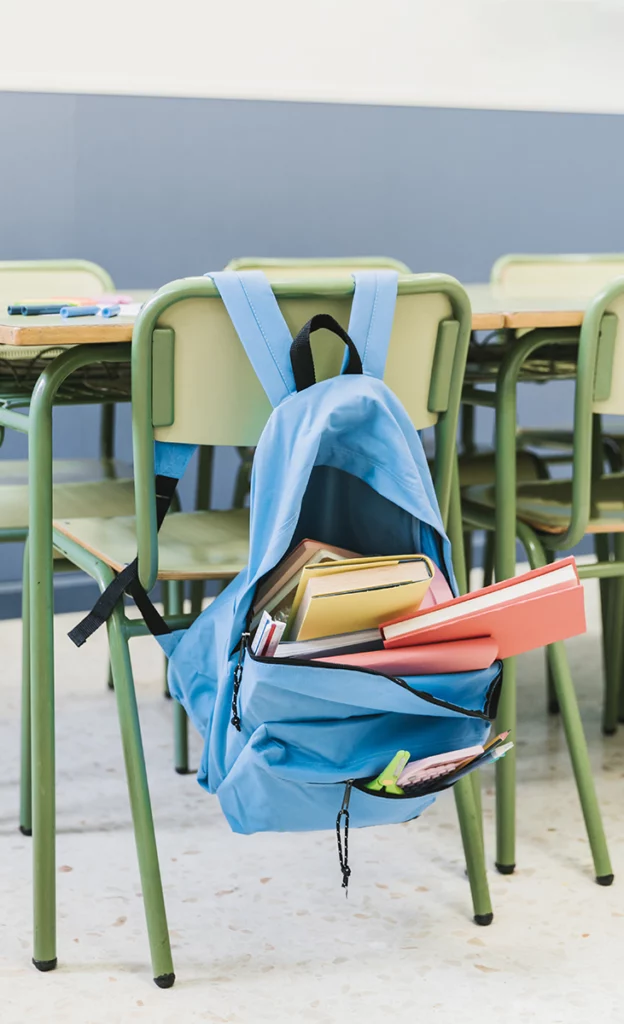 sac de cours pendant la récré